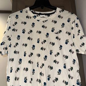 Hollister Graphic T Shirt